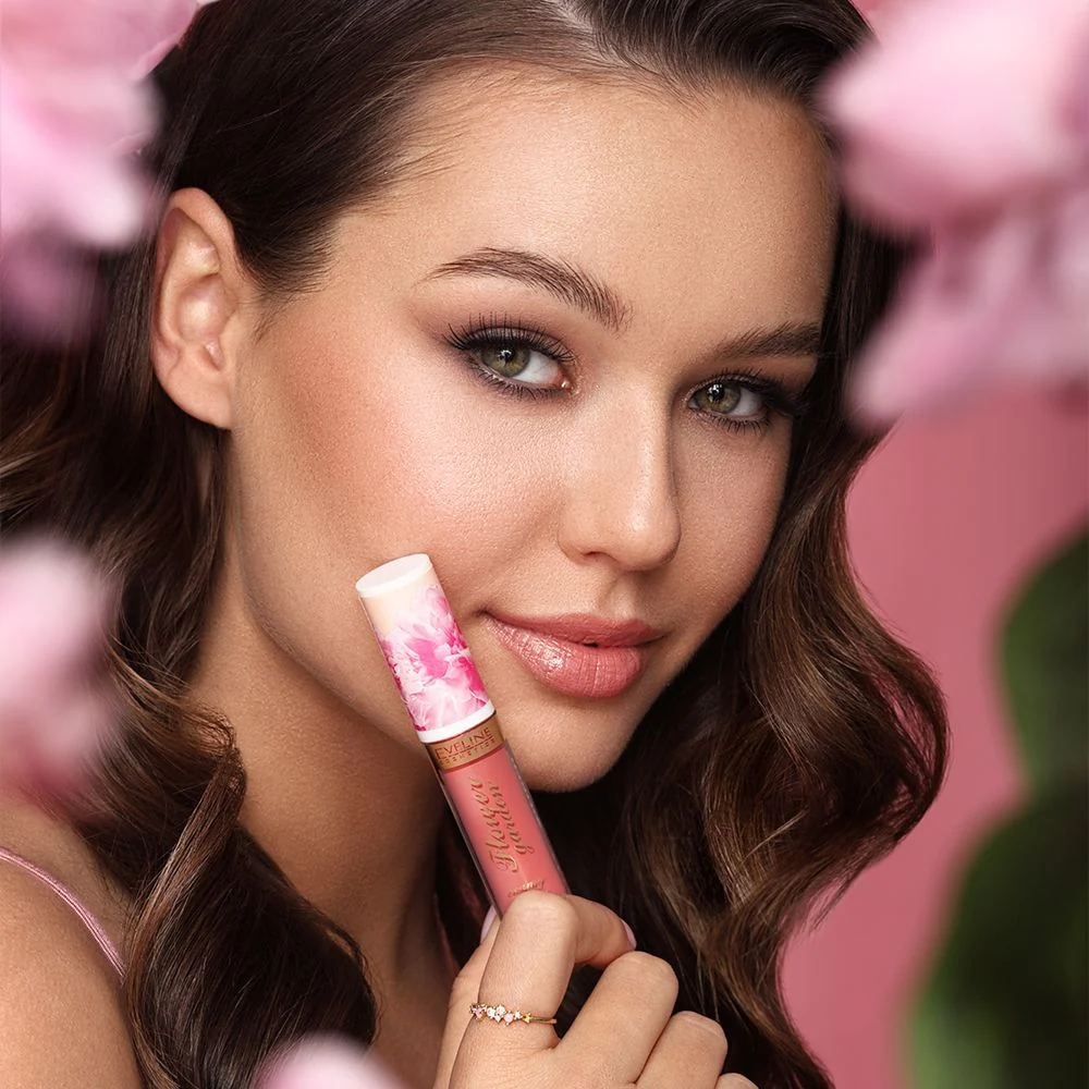 Flower Garden Creamy lip gloss - Image 9